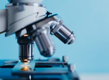 Microscope de précision